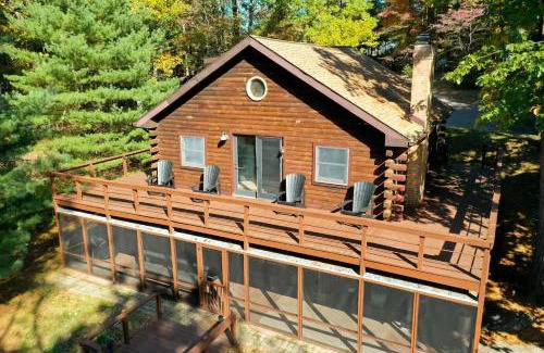 Berkeley Springs Chalet De Esquí | HOT TUB! Cozy Spa Haven Sleepy Creek Bliss Lodge