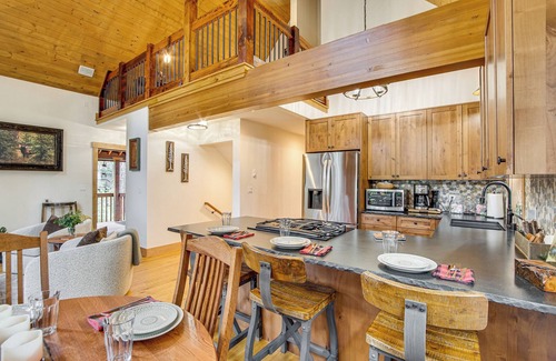 Cle Elum Cabina | Hot Tub, Deck & Game Room: Cle Elum Cabin!