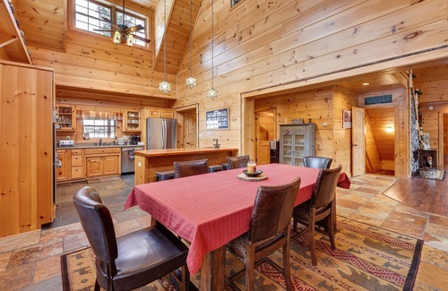 Old Forge Cabina | Hot Tub & Dock: Waterfront Cabin in Old Forge!