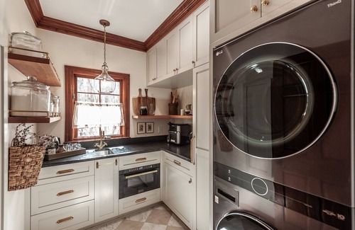 Hendersonville Casa | Hot tub estate on blackberry farm min from Broadway