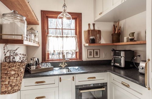 Hendersonville Casa | Hot tub estate on blackberry farm min from Broadway