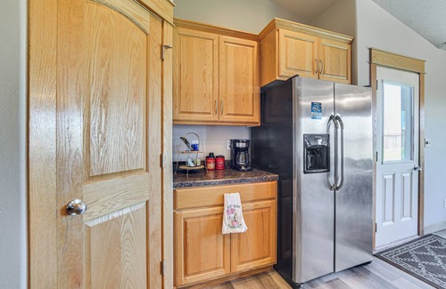 Fargo Casa | Hot Tub & Fenced Yard: Spacious Fargo Home!