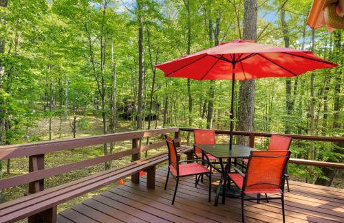The Woods Chalet De Esquí | Hot Tub Fire Pit Deck Grill w Resort Amenities