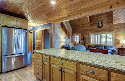 Boone Casa | Hot Tub, Fire Pit, Game Room, Pet Friendly, Hiking