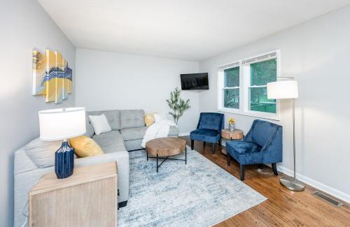 Southeast Raleigh Casa | Hot Tub Fire Pit Oasis 3mi to Downtown