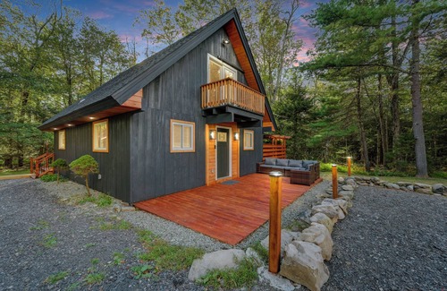 Tobyhanna Chalet De Esquí | Hot tub Fire pit Outdoor grill Resort access