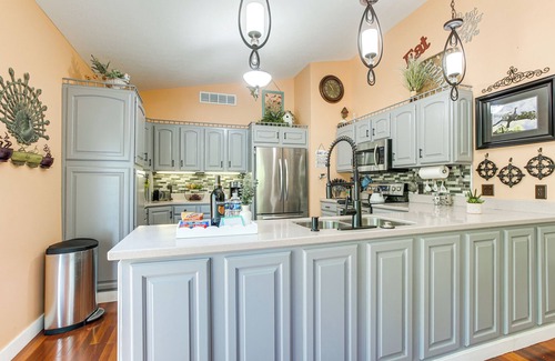Rockbridge Cabaña | Hot Tub & Fire Pit: Rockbridge Getaway!
