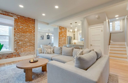 City Park West Casa | Hot Tub, Fire Pits: Ideally Located Denver Home!
