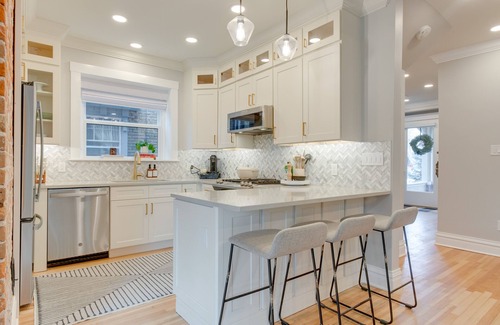 City Park West Casa | Hot Tub, Fire Pits: Ideally Located Denver Home!