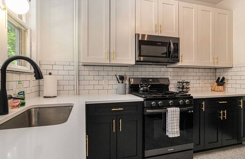 Burns Park Casa | Hot Tub | Game Room | Sauna | Deck | Fire Pit | Walk to Stadium/Downtown/Park