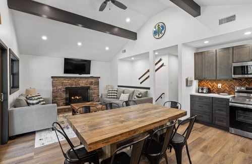 Lake Harmony Estates Casa | Hot Tub | Game Room | 6 Bedroom | Fire Pit
