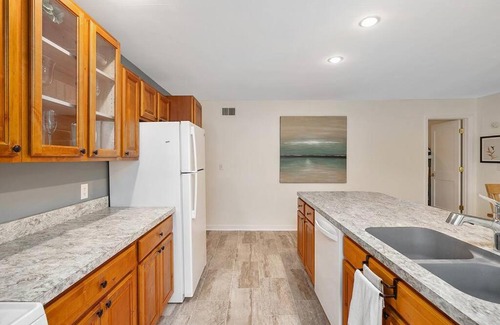 Ferrysburg Casa | HOT TUB - Grand Haven/Spring Lake Waterfront Home