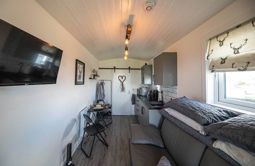 Wick Cabina | Hot Tub Haven Farr North 2