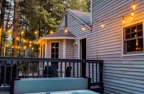 Saratoga Springs Casa | HOT TUB - Hidden Gem of Saratoga Springs -Fire Pit