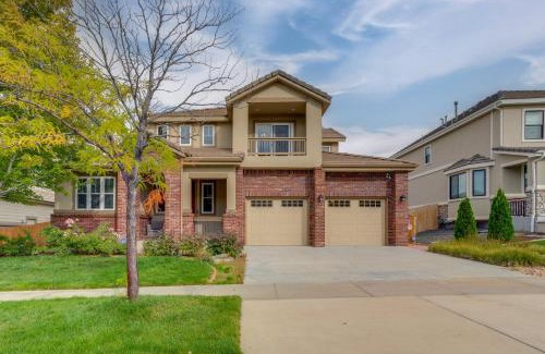Aurora Casa | Hot Tub, Home Gym, Game Room Spacious Aurora Home