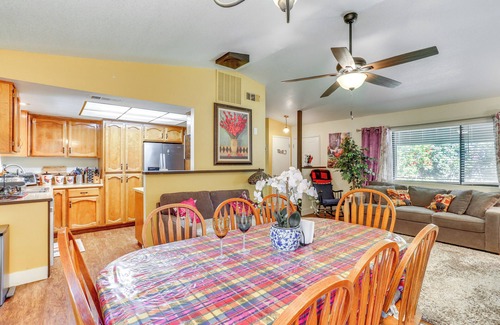 Redding Casa | Hot Tub & Horse Boarding on 3 Acres in Redding!