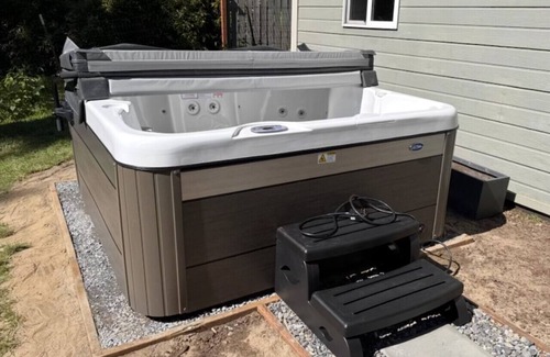 Clinton Apartamento | Hot Tub I Peleton I King Bed I Whidbey Island
