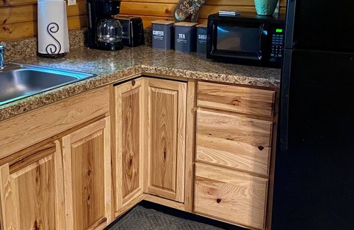 East Fultonham Cabina | Hot tub, Equipped Kitchen, Charcoal Grill, Picnic Patio