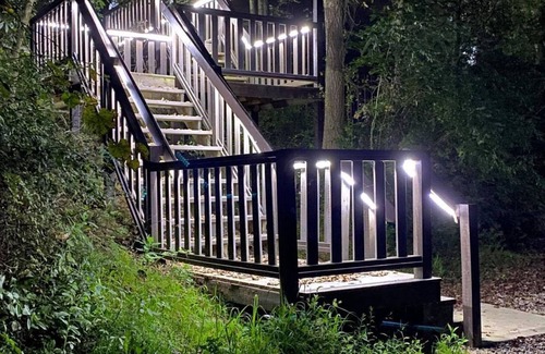 East Fultonham Cabina | Hot tub, Equipped Kitchen, Charcoal Grill, Picnic Patio