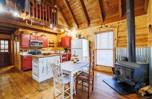Mentone Chalet De Esquí | Hot Tub l 3 Acres l Near Desoto State Park