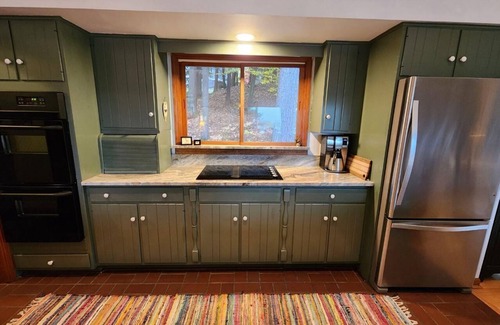 Birchwood Farms Casa | HOT TUB-Lake Michigan views-15 minutes to ski hills