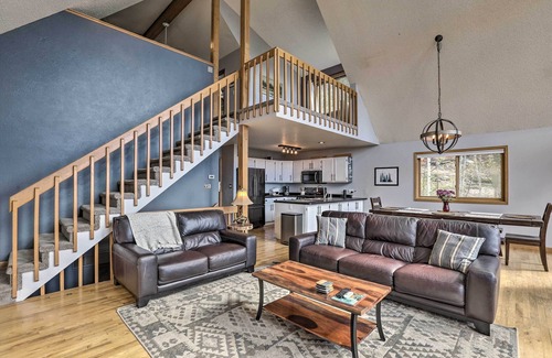 Conifer Mountain and Meadows Casa | Hot Tub & Mountain Views: Conifer Cabin!