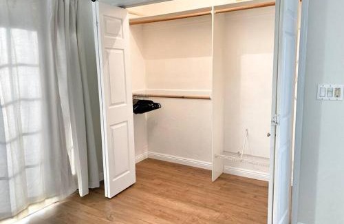 Huntington Beach Casa | Hot Tub . Near Freeway . Quick 2 Theme Parks/Beach