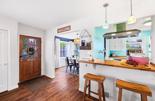 North End Casa | Hot Tub! Pets! Green Clean-Walking Distance to Proctor District