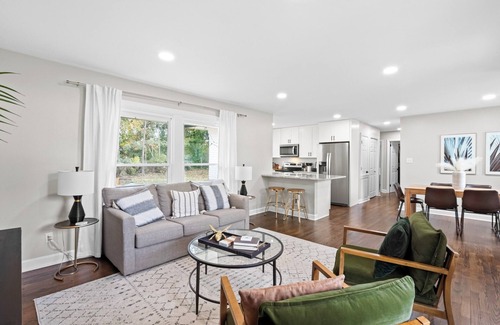 East Raleigh Casa | Hot Tub/ Playground/ Fire Pit/ Backyard Retreat
