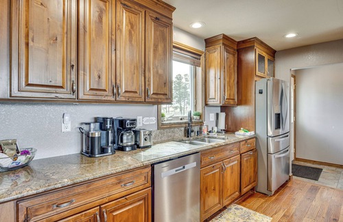Kiowa Casa | Hot Tub, Pool: 40-Acre Horse Ranch in Kiowa!