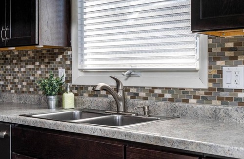 East Moline Casa | Hot Tub River Views