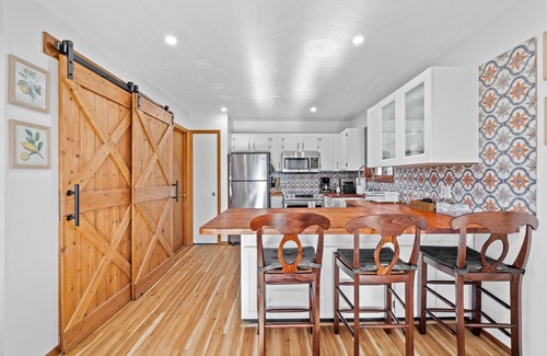 Bushkill Chalet De Esquí | Hot tub/Sauna/Hiking/Indoor Pool/ Lakes
