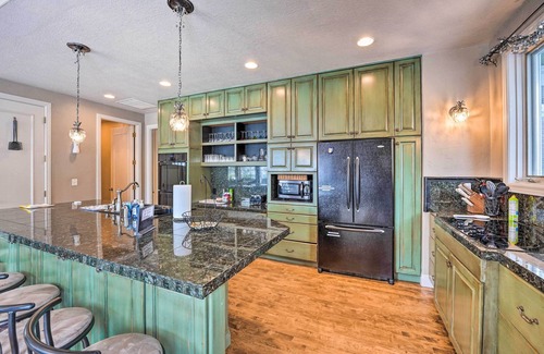 Twin Falls Casa | Hot Tub & Snake River Views at Twin Falls Home