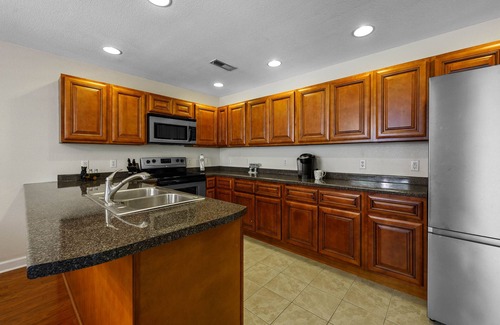 Gatlinburg - Pigeon Forge Cabaña | Hot Tub, Swing, and Privacy! No steep mountain roads. Close to parkway
