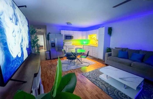Georgetown Casa | Hot Tub! The Glow Hill - Ark 30 min - Horse Prk 13 min - Rupp - 20 min