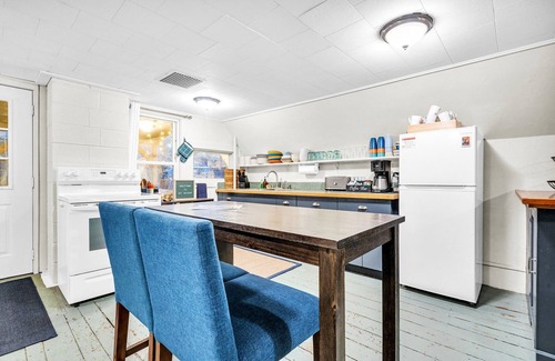 Somesville Casa | Hot Tub~Theater~Game Room~Historic Home~Acadia National Park, Dogs are welcome