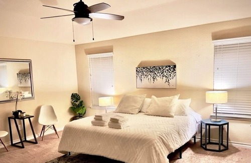 San Antonio Casa | Hot tub /Welcome to the Boho Chateau.