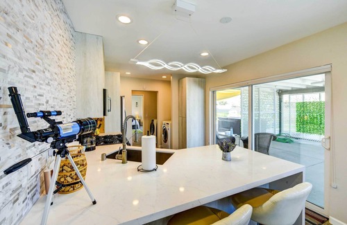Yucca Valley Cabaña | Hot Tub, Yard & Fire Pit: Joshua Tree Home!