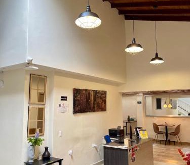El Poblado Casa | Hotel 12 Nights