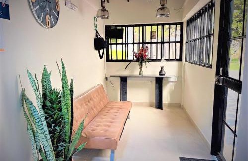 El Poblado Casa | Hotel 12 Nights