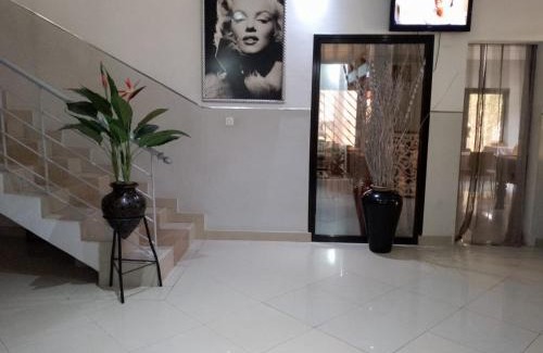 Dakar Hotel | HOTEL 4 FLEURS