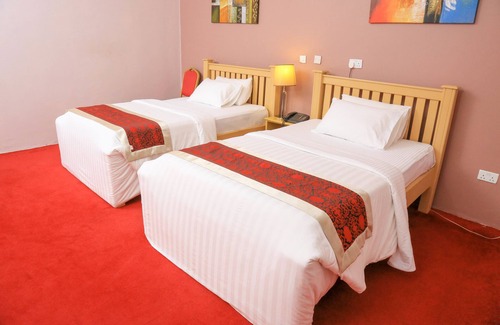 Entebbe Hotel | Hotel 7 Seasons