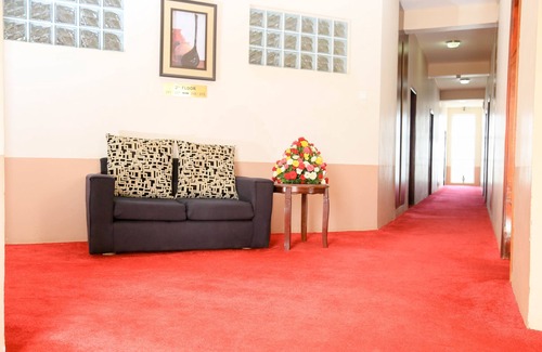 Entebbe Hotel | Hotel 7 Seasons