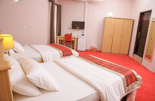 Entebbe Hotel | Hotel 7 Seasons