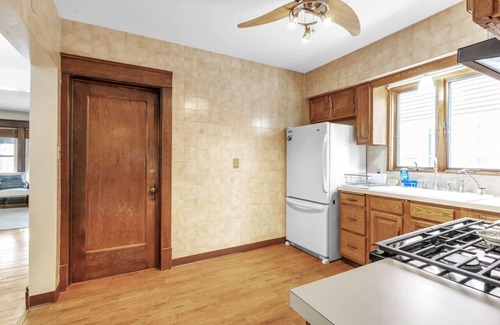 North Buffalo Apartamento | Hotel 716 - Just off Hertel Ave
