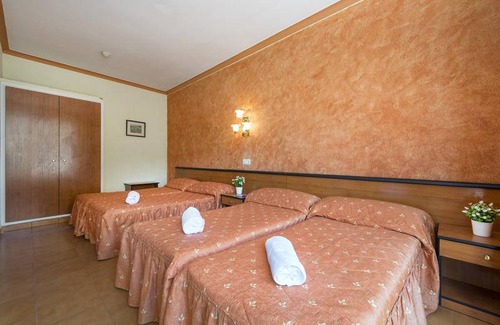 Calella Hotel | Hotel ∙ 8 huéspedes