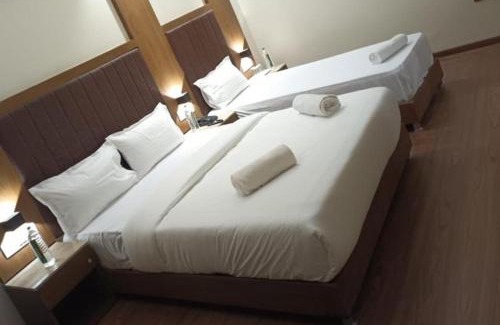 Marol Casa | Hotel A-One Stayz