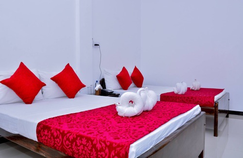 Trincomalee Hotel | Hotel Aathithan Trincomalee