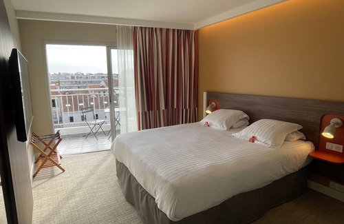 Cannes City Centre Hotel | Hotel Abrial