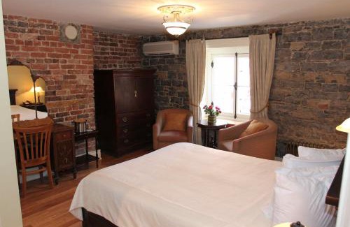 Vieux-Quebec-Cap-Blanc-colline Parlementaire Hotel | Hotel Acadia